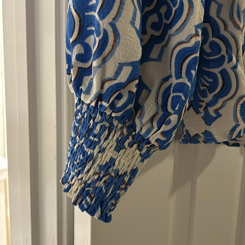 Blouse - Picture 3 of 4